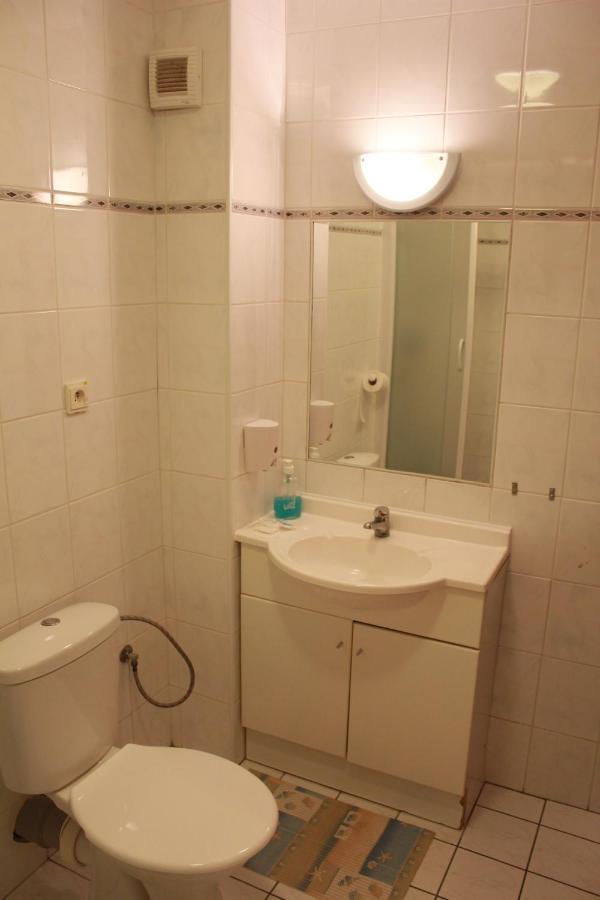 Garni Hotel Anne-Mary Piest'any Luaran gambar